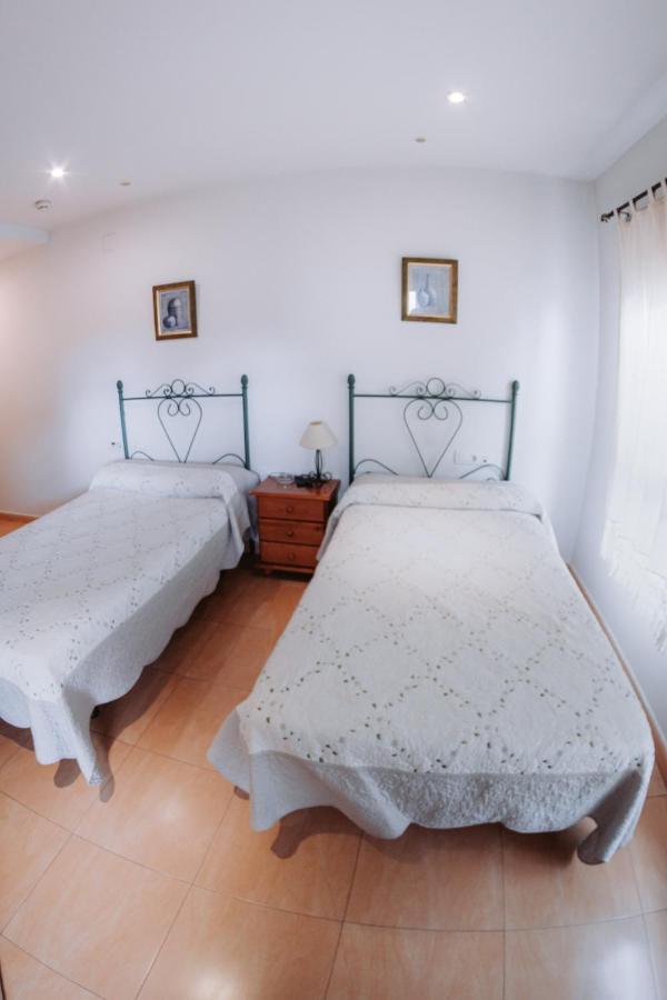 Hotel Delphos Moraleja Ngoại thất bức ảnh