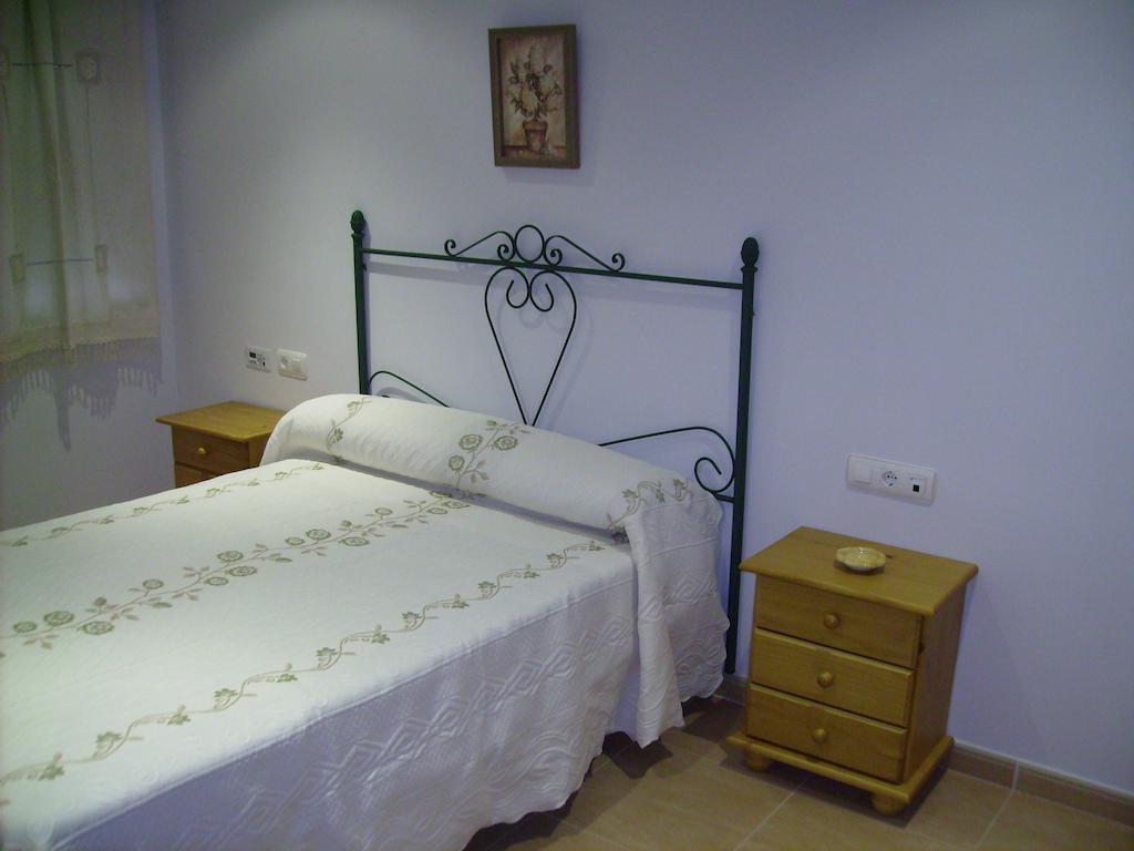 Hotel Delphos Moraleja Phòng bức ảnh